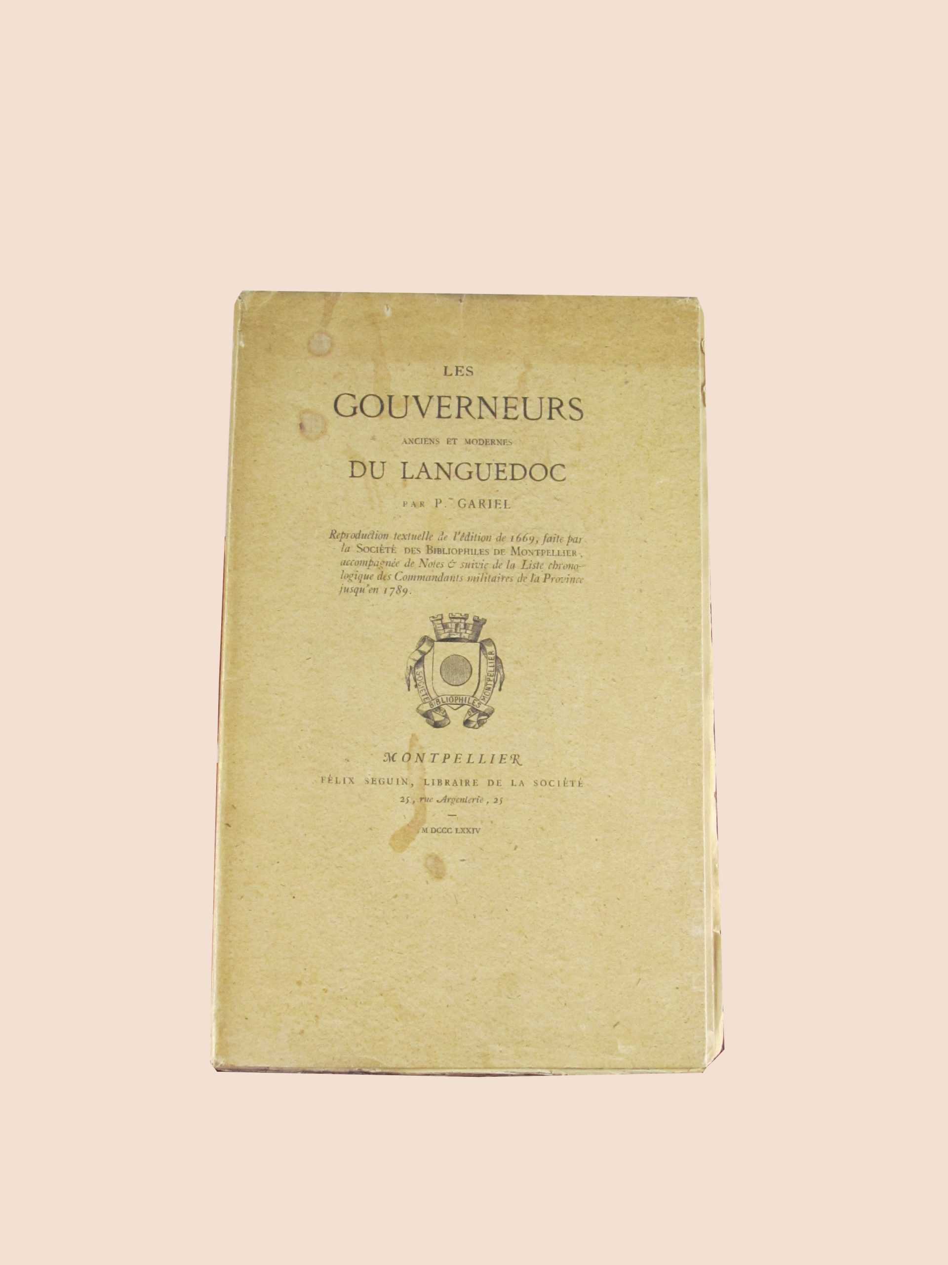 Les gouverneurs anciens et modernes du Languedoc fond